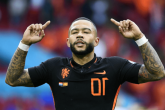 Vriendin Memphis Depay